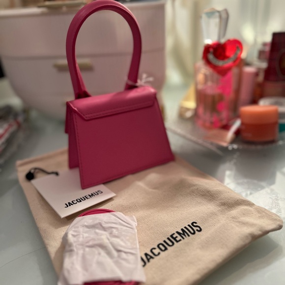 BRAND NEW with tags Jacquemus Pink Mini Bag - Picture 6 of 10